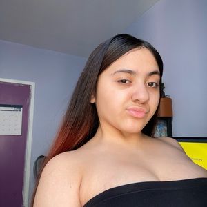 Meet your Posher, Abigail